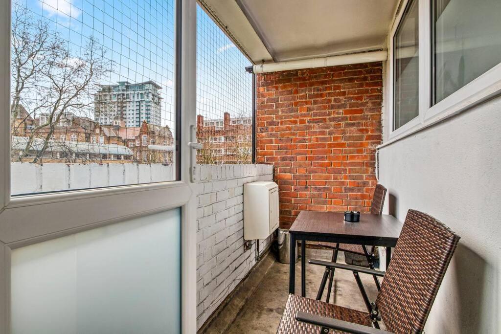 Ferienwohnung Peaceful 2-Bed South Bank London Exterior foto